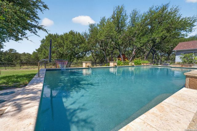 1159 ASTRAL PT, Spring Branch, TX 78070