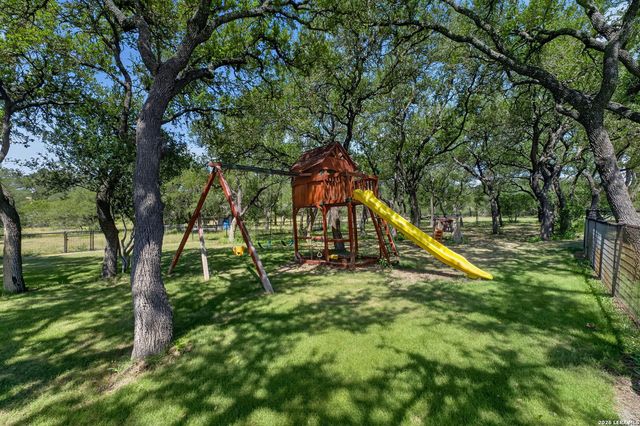 1159 ASTRAL PT, Spring Branch, TX 78070