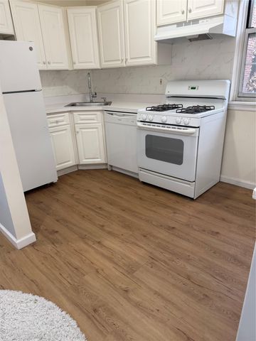 141-04 77 Ave 75 F, Flushing, NY 11367