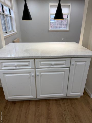 141-04 77 Ave 75 F, Flushing, NY 11367