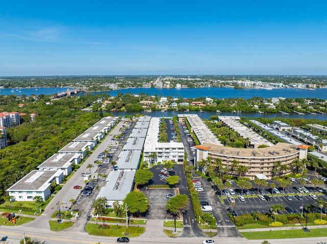 4001 S Ocean Boulevard 122, South Palm Beach, FL 33480