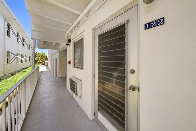 4001 S Ocean Boulevard 122, South Palm Beach, FL 33480
