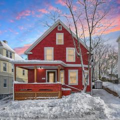 70 Grant St, Lynn, MA 01902