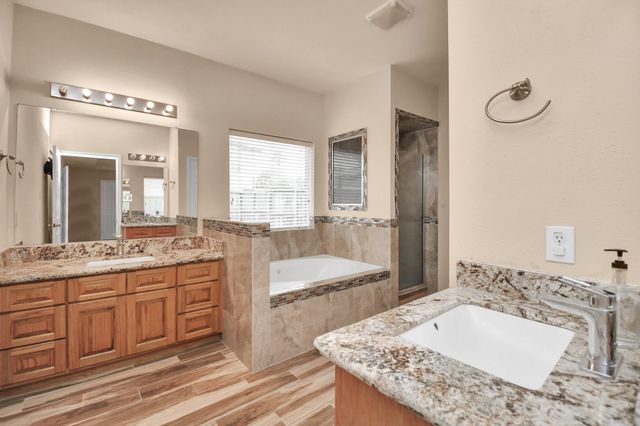 2543 Acadiana Lane, Seabrook, TX 77586