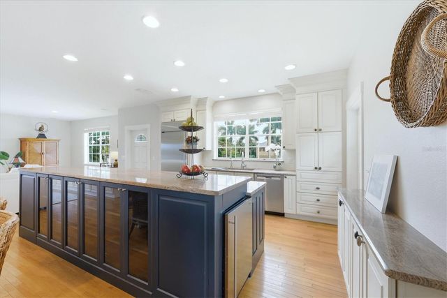 281 SEABREEZE COURT, Boca Grande, FL 33921