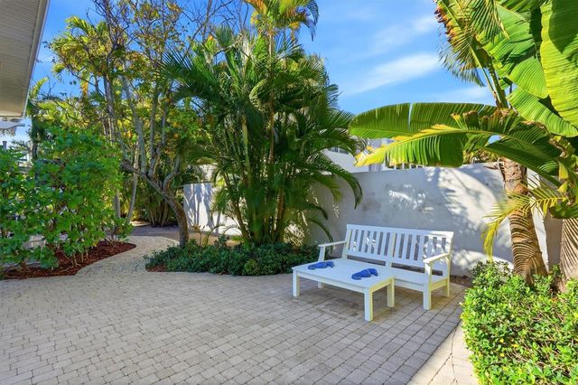 281 SEABREEZE COURT, Boca Grande, FL 33921