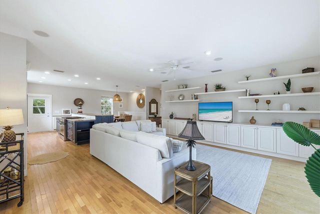 281 SEABREEZE COURT, Boca Grande, FL 33921