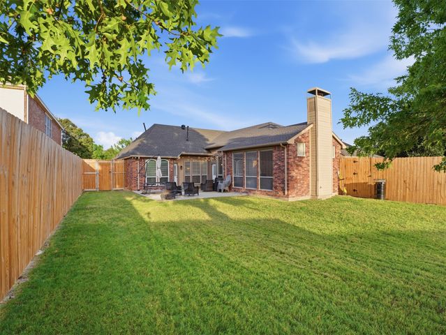 4011 Province Drive, Carrollton, TX 75007