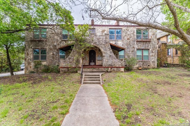 254 Cloverleaf Ave Apt 2, Alamo Heights, TX 78209