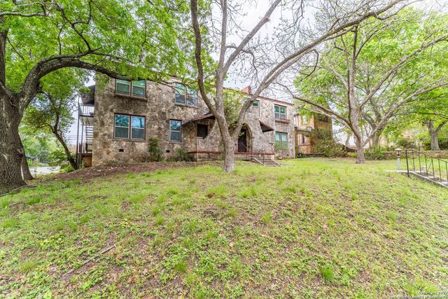 254 Cloverleaf Ave Apt 2, Alamo Heights, TX 78209