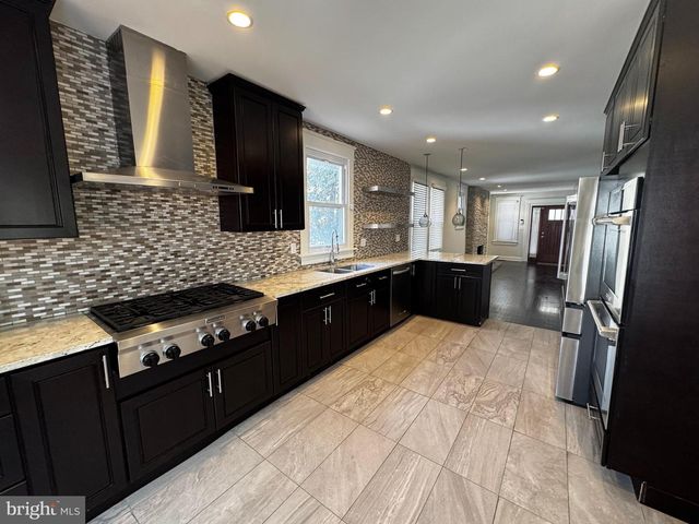 513 WHITTIER ST NW, Washington, DC 20012