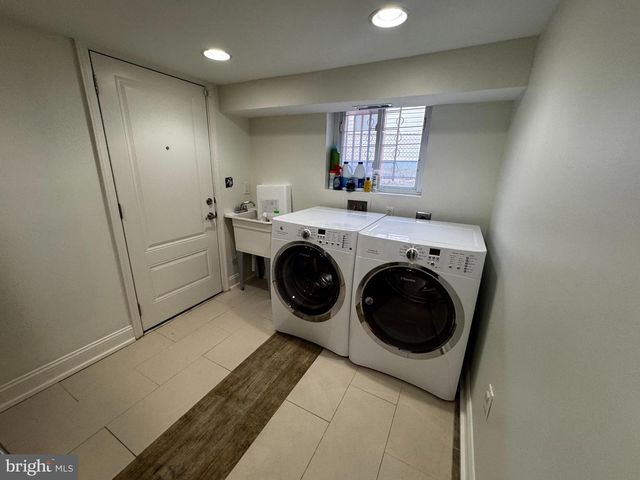 513 WHITTIER ST NW, Washington, DC 20012