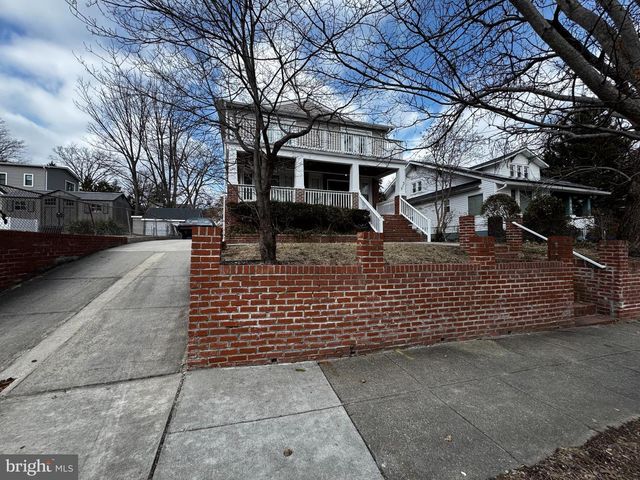 513 WHITTIER ST NW, Washington, DC 20012