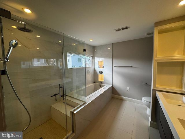 513 WHITTIER ST NW, Washington, DC 20012