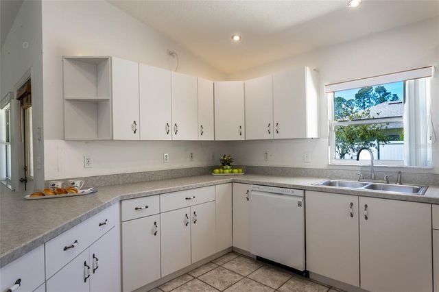 21 UTRILLO PLACE, Palm Coast, FL 32164