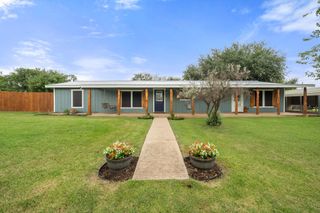874 Pine LN, Cottonwood Shores, TX 78657