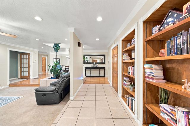4722 Sherwood Street NE, Albuquerque, NM 87109