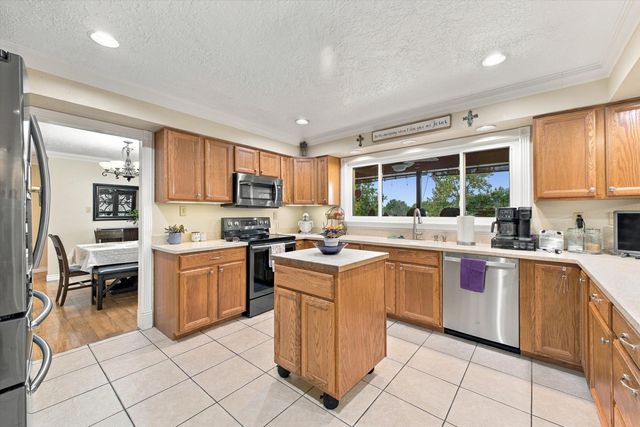 4722 Sherwood Street NE, Albuquerque, NM 87109