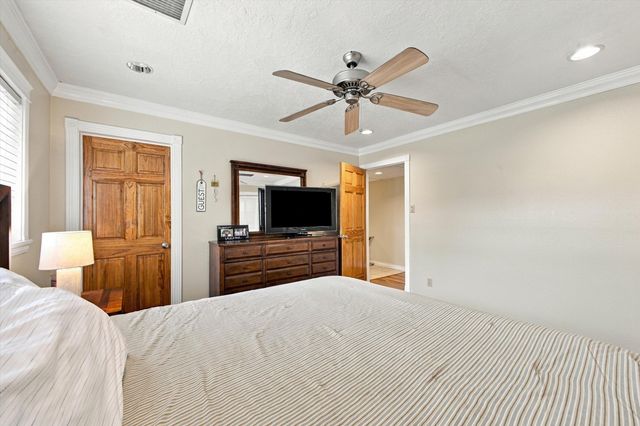 4722 Sherwood Street NE, Albuquerque, NM 87109