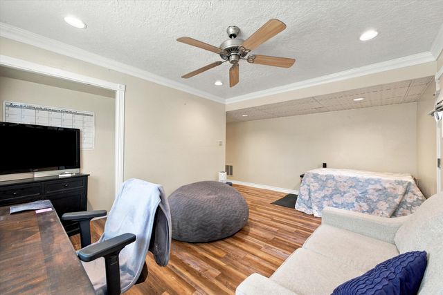 4722 Sherwood Street NE, Albuquerque, NM 87109