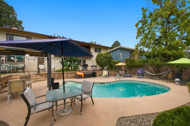4722 Sherwood Street NE, Albuquerque, NM 87109