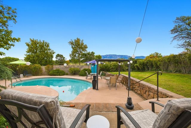 4722 Sherwood Street NE, Albuquerque, NM 87109
