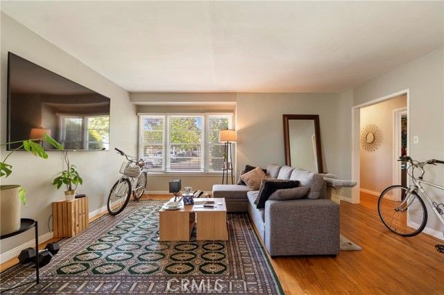 2939 Kelton Avenue, Los Angeles, CA 90064