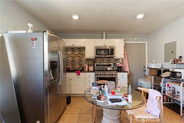 2939 Kelton Avenue, Los Angeles, CA 90064