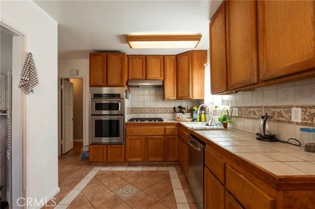 2939 Kelton Avenue, Los Angeles, CA 90064