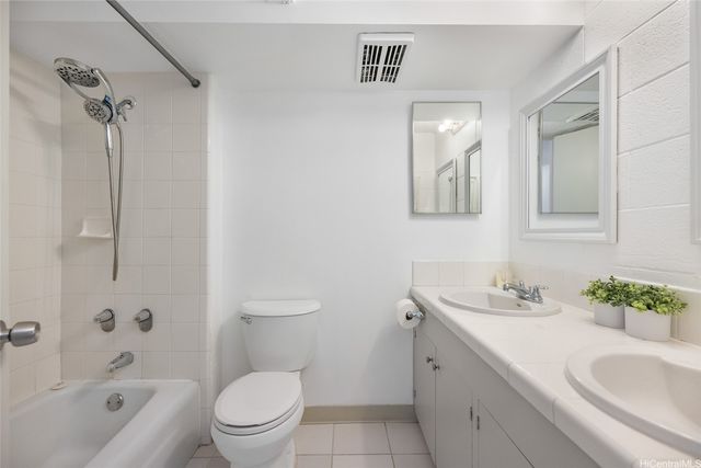 2501 Coyne Street 205, Honolulu, HI 96826