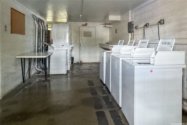 2501 Coyne Street 205, Honolulu, HI 96826