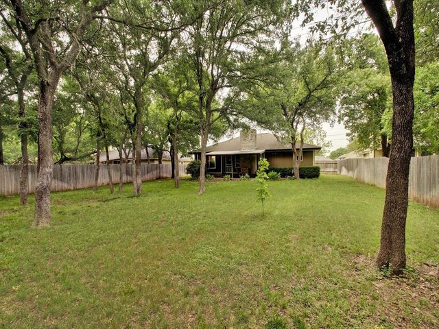 909 Garden Meadow DR, Georgetown, TX 78628