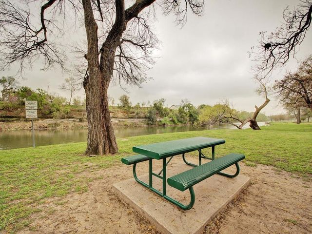 909 Garden Meadow DR, Georgetown, TX 78628