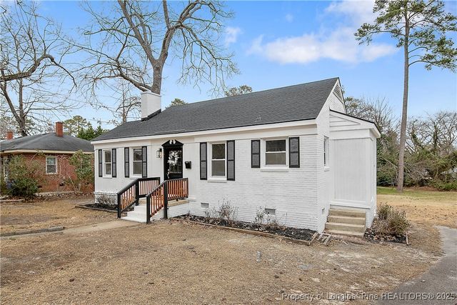 800 Lewis Street, Fayetteville, NC 28303