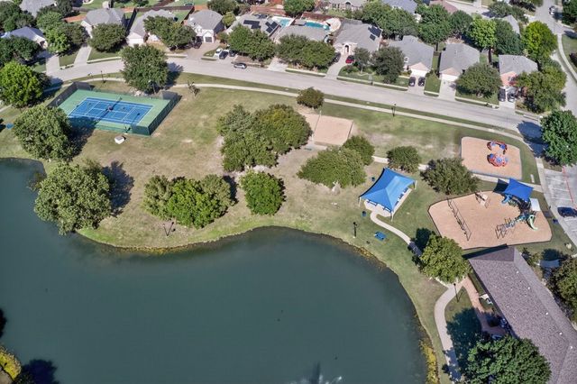 8613 Russell Drive, Rowlett, TX 75089