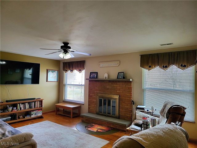 1948 State Route 339, Belpre, OH 45714