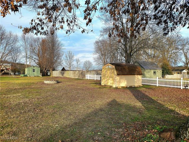 1948 State Route 339, Belpre, OH 45714