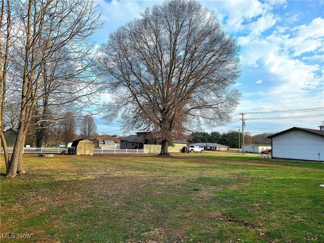 1948 State Route 339, Belpre, OH 45714