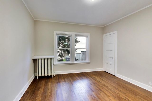 2611 Eastwood Avenue 1, Evanston, IL 60201