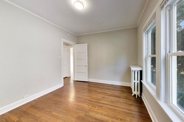 2611 Eastwood Avenue 1, Evanston, IL 60201