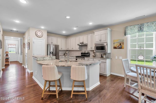 20 Aylesford Lane, Manchester, NJ 08759
