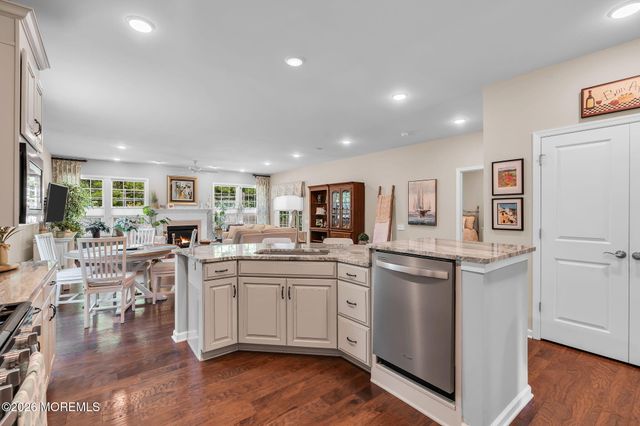 20 Aylesford Lane, Manchester, NJ 08759