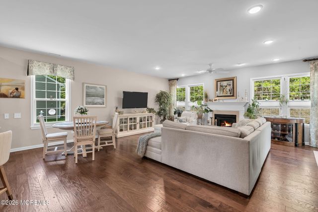 20 Aylesford Lane, Manchester, NJ 08759