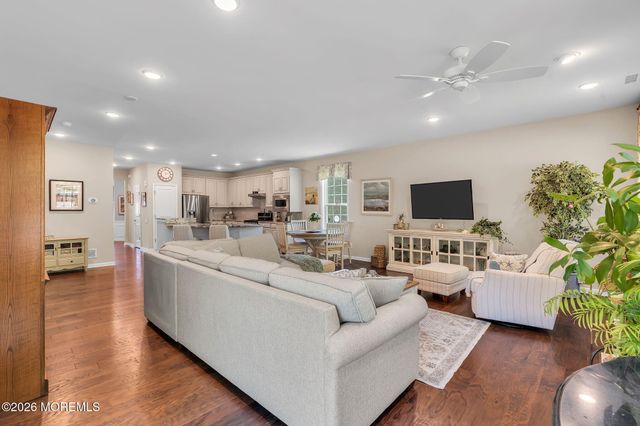 20 Aylesford Lane, Manchester, NJ 08759