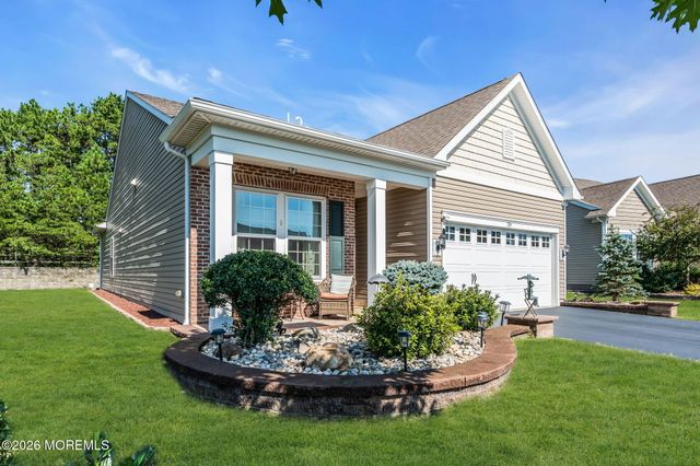 20 Aylesford Lane, Manchester, NJ 08759