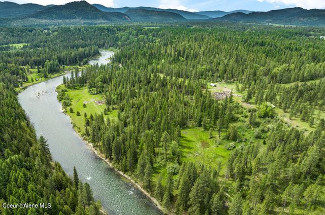 NNA Gunsmoke Ln, Priest River, ID 83856