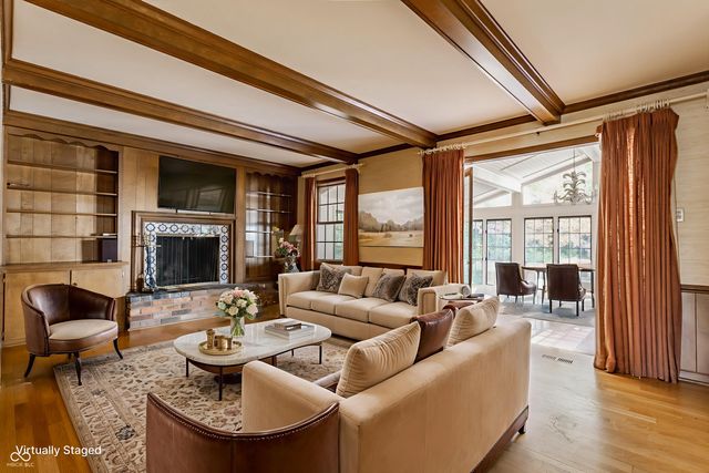 7102 Dean Road, Indianapolis, IN 46240