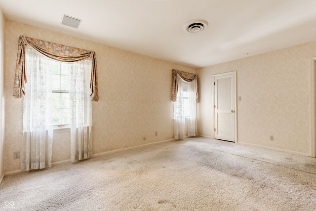 7102 Dean Road, Indianapolis, IN 46240