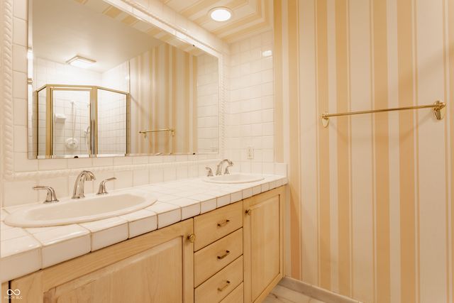 7102 Dean Road, Indianapolis, IN 46240