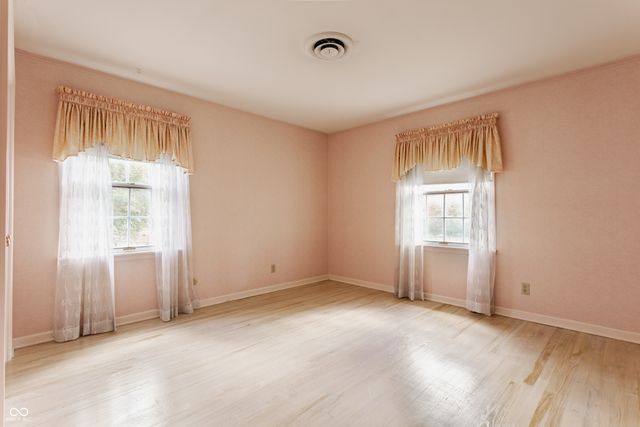 7102 Dean Road, Indianapolis, IN 46240